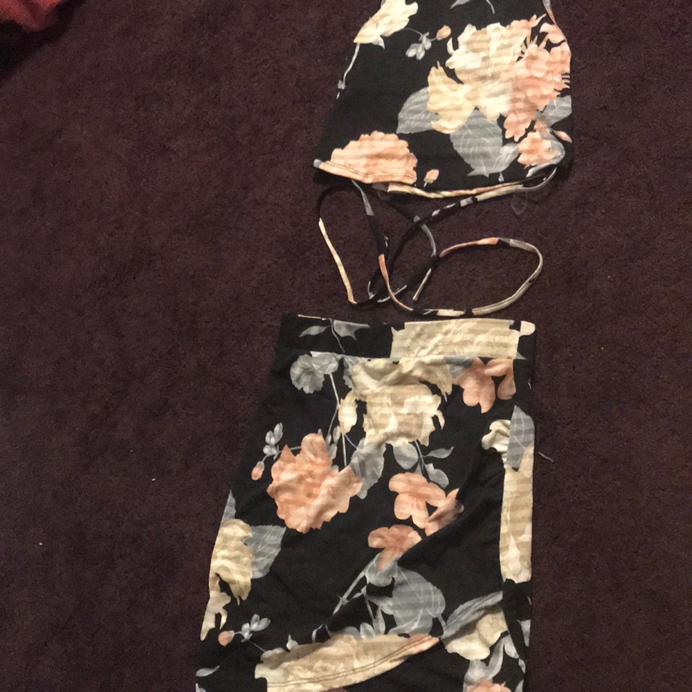Two piece - skirt and top matching set